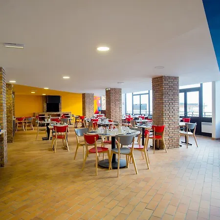 Des 4 Ours Otel Aragnouet